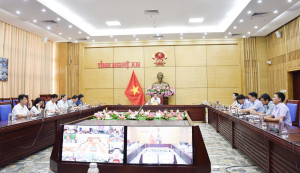 Sáng 1/7, Phó Thủ tướng Chính phủ Trần Hồng Hà chủ trì hội nghị với các bộ, ngành, chuyên gia tại trụ sở Chính phủ và kết nối trực tuyến với 63 tỉnh, thành phố góp ý cho dự thảo Nghị định quy định về đất trồng lúa.